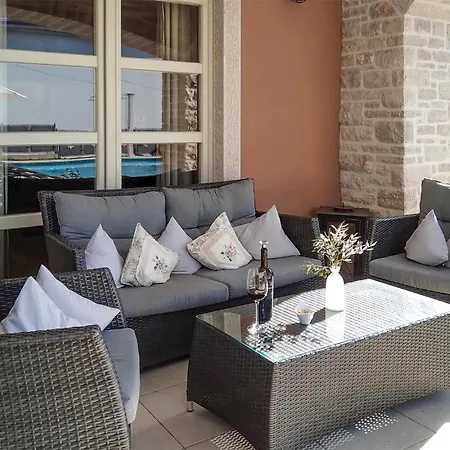Ginocchetti Feriehus Kaštelir